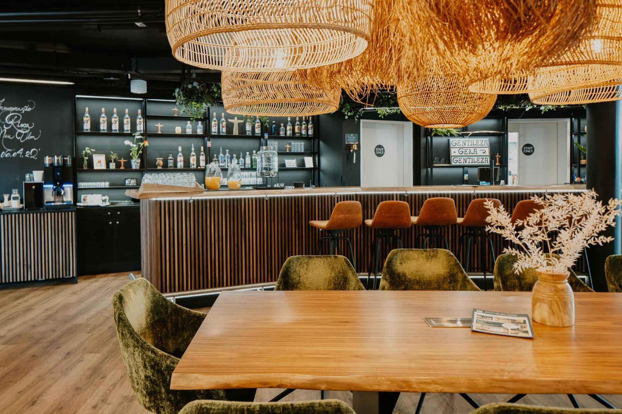 Aparthotel Rioca Hafeninsel Posto 8 à Offenbach-sur-le-Main Extérieur photo
