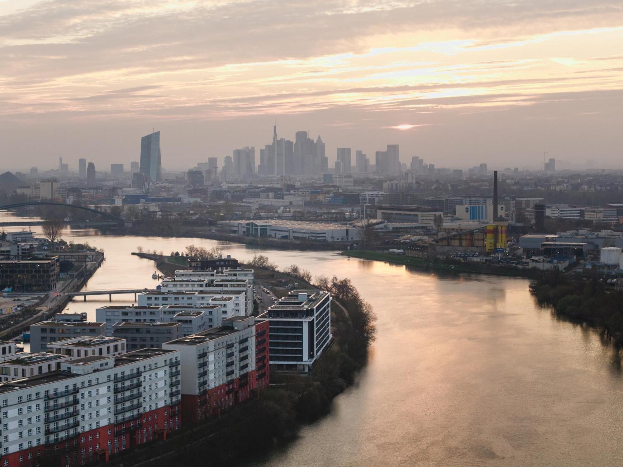 Aparthotel Rioca Hafeninsel Posto 8 à Offenbach-sur-le-Main Extérieur photo