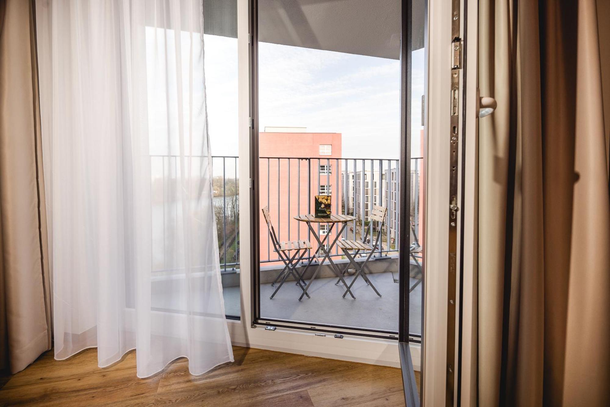 Aparthotel Rioca Hafeninsel Posto 8 à Offenbach-sur-le-Main Extérieur photo
